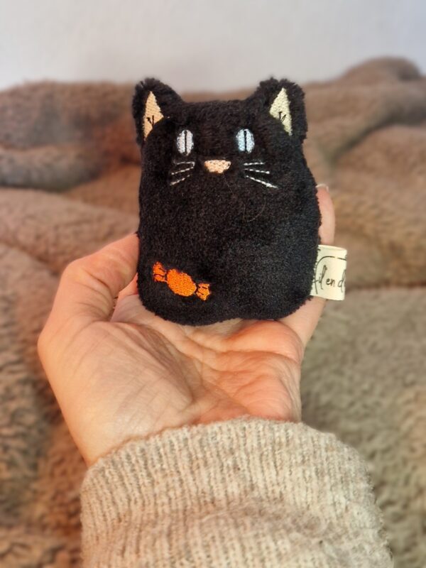 Doudou de poche "Chat noir" – Image 2