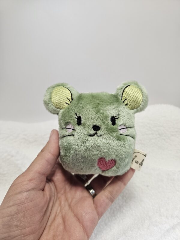Doudou de poche "Souris verte" – Image 4
